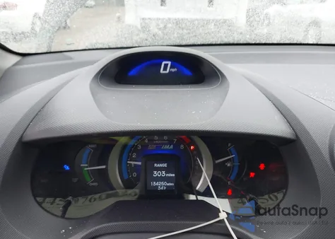 2010 Honda Insight Lx from USA, damaged, VIN JHMZE2H56AS019547